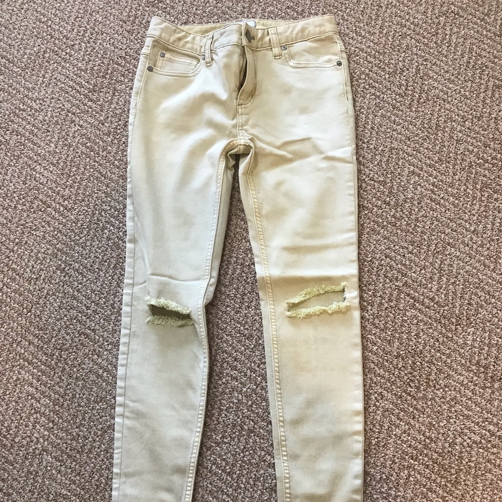Free people light yellow ripped jeans